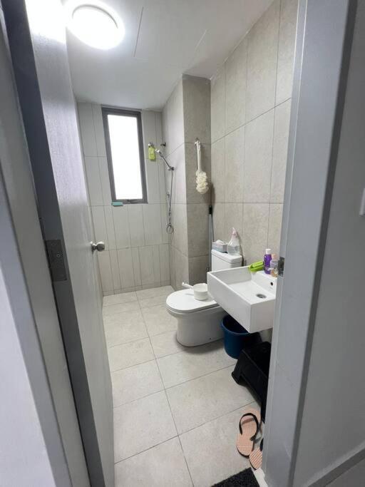 Cozy Kenwingston Platz Kl 2-5 Pax 2br&2br Genting View Parkin Netflix 382 Holiday home *